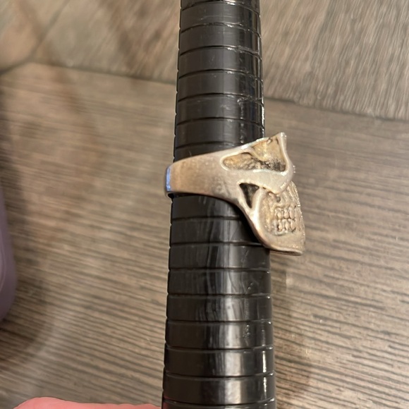 Men’s Skull Ring Silver-tone Approx Size 10 - Picture 10 of 15